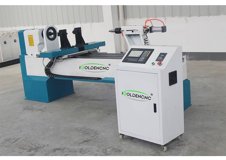 torno de madeira CNC