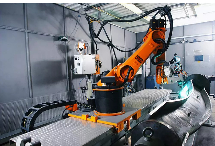 M&aacute;quina de soldagem rob&oacute;tica