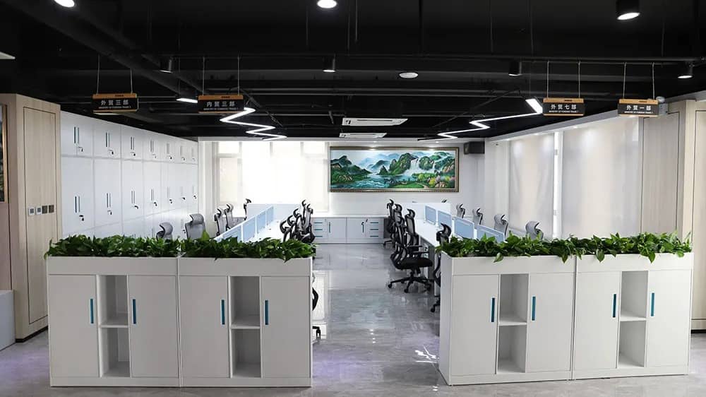 &Aacute;rea de escrit&oacute;rio da equipe de igoldencnc