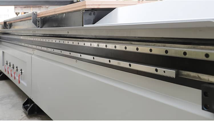 M&aacute;quina de corte de placa MDF