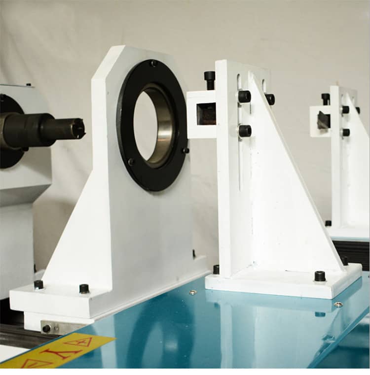 M&aacute;quina de torneamento de madeira