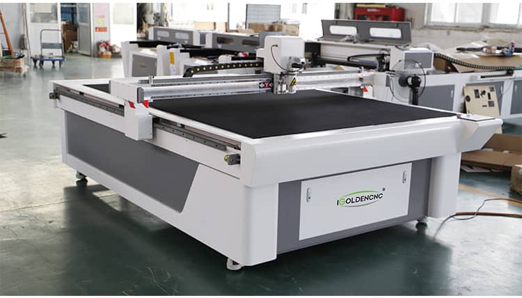 M&aacute;quina de corte de pl&aacute;stico