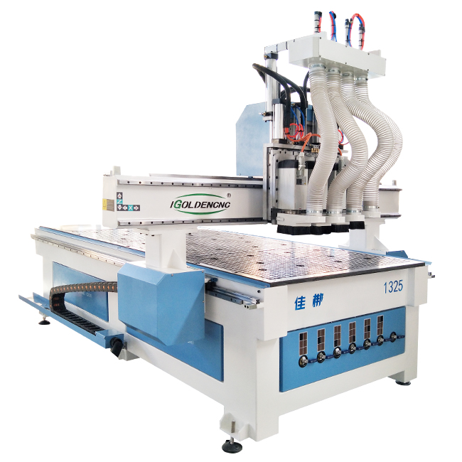 Máquina de gravação de roteador CNC para marcenaria de quatro processos